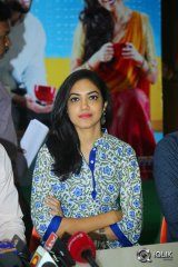 Pelli Choopulu Movie Special Premiere Show In Vijayawada